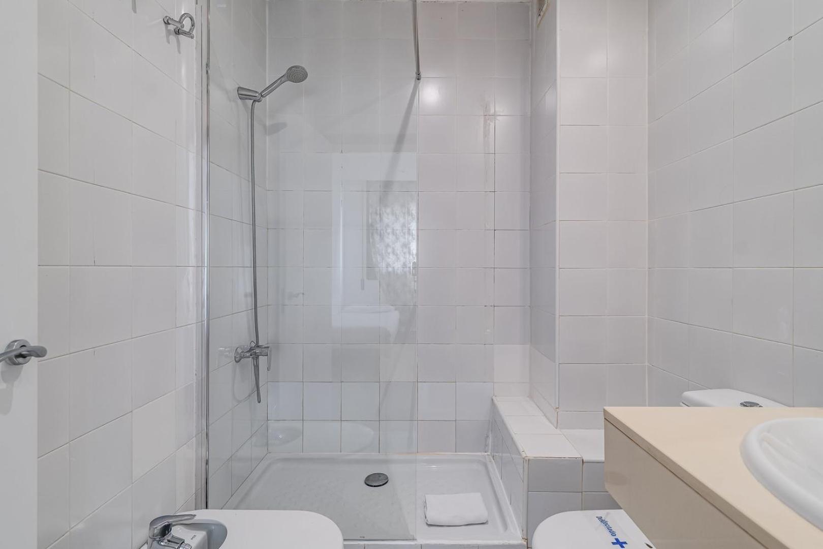 Guestready - Bright Home Near Montjuic Барселона Екстер'єр фото